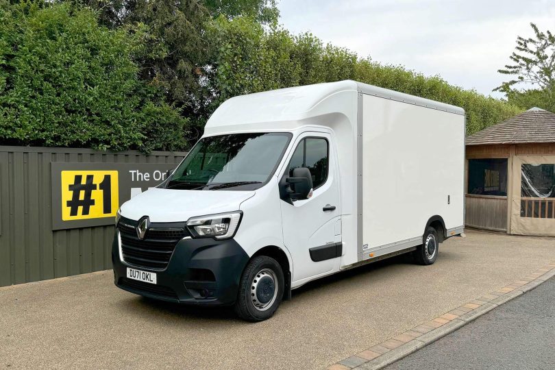 PX RENAULT MASTER LOW LOADER LUTON VAN