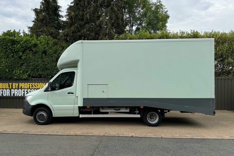 Maxi Mover Used Car Transporter Luton Van with loading ramp