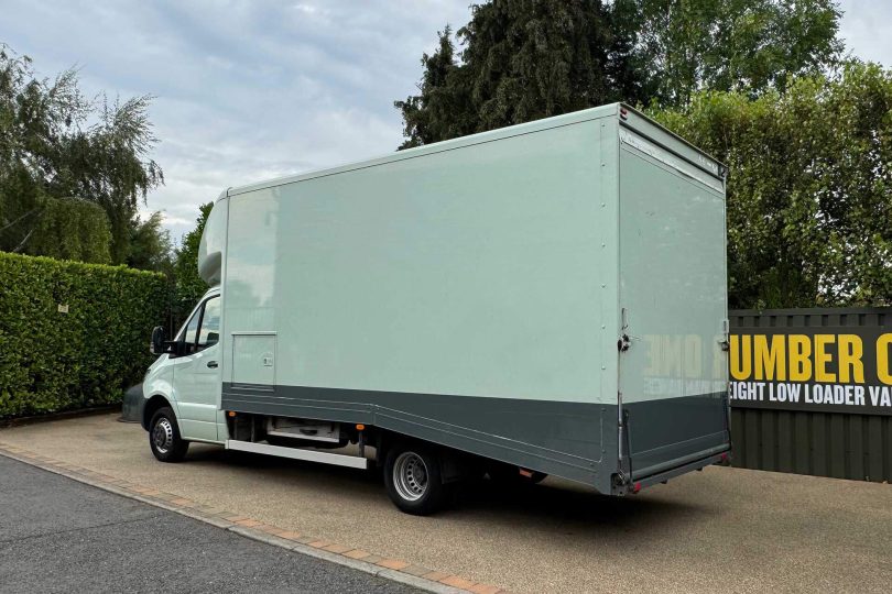 Mercedes HGV 5.0M x 2.5M x 2.3M Car Transporter Van with Loading Ramp