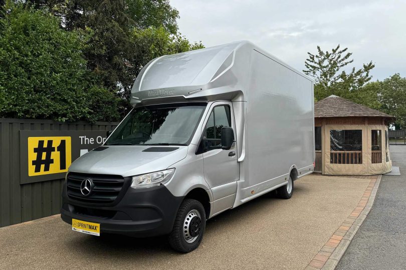 Mercedes HGV 5.1M x 2.5M x 2.3M Low Loader Luton Van with Tail Lift